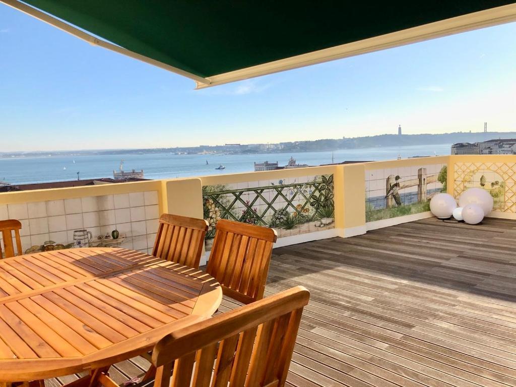 Terraco Do Tejo Lägenhet Lisboa Exteriör bild
